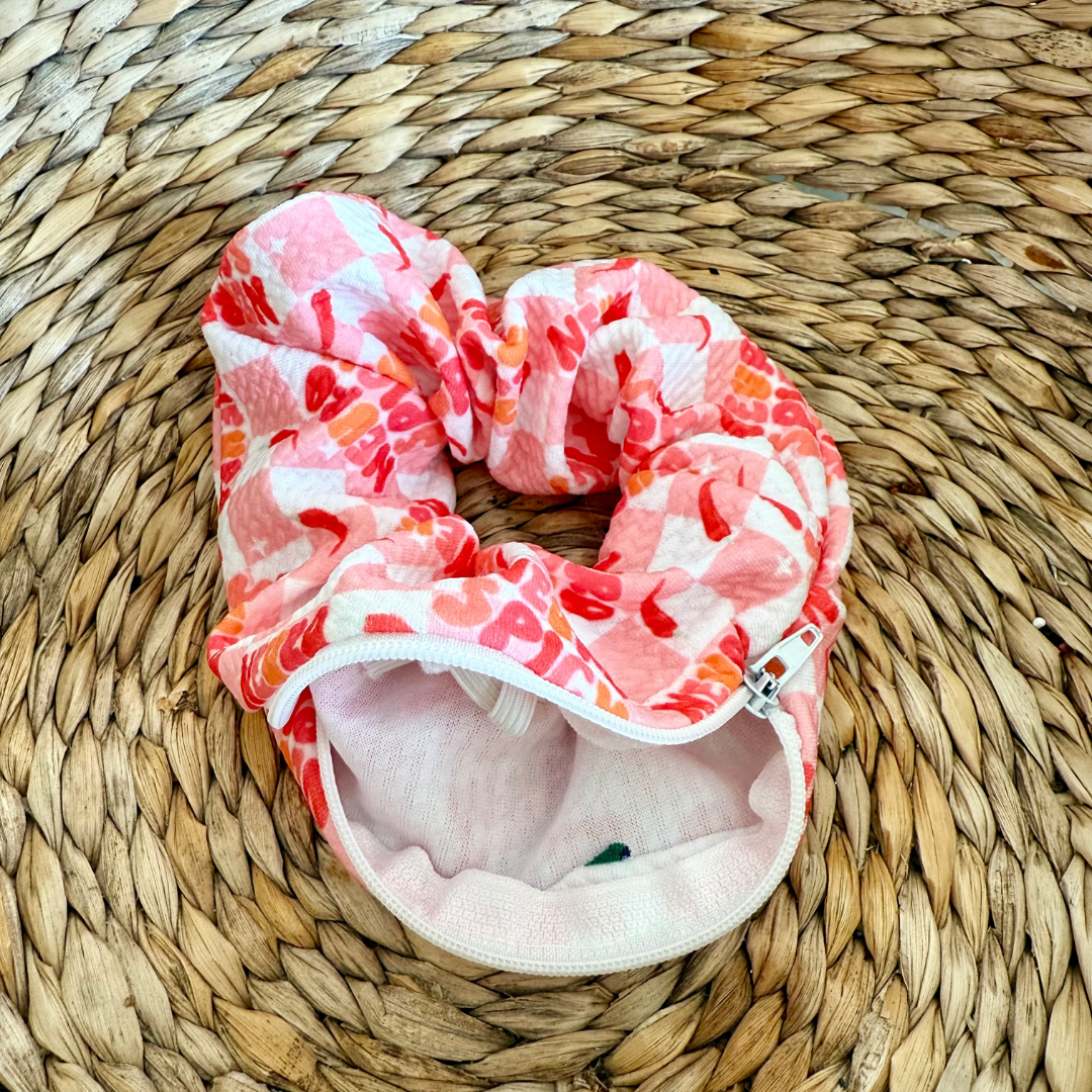 Neurospicy Checkerprint Zipper Scrunchie